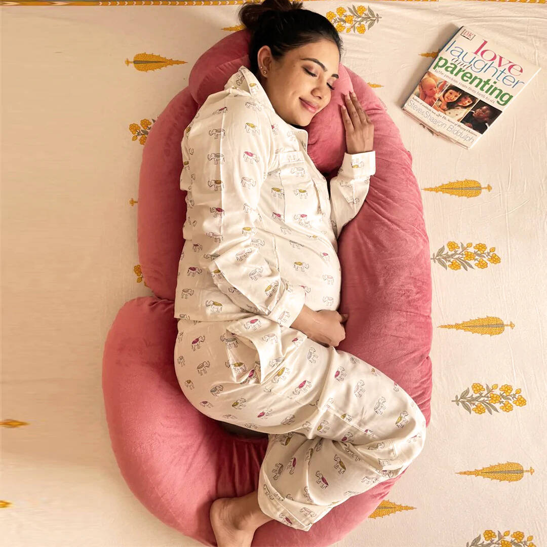 9 Best Pregnancy Pillows for Comfortable Sleep in India 2023
